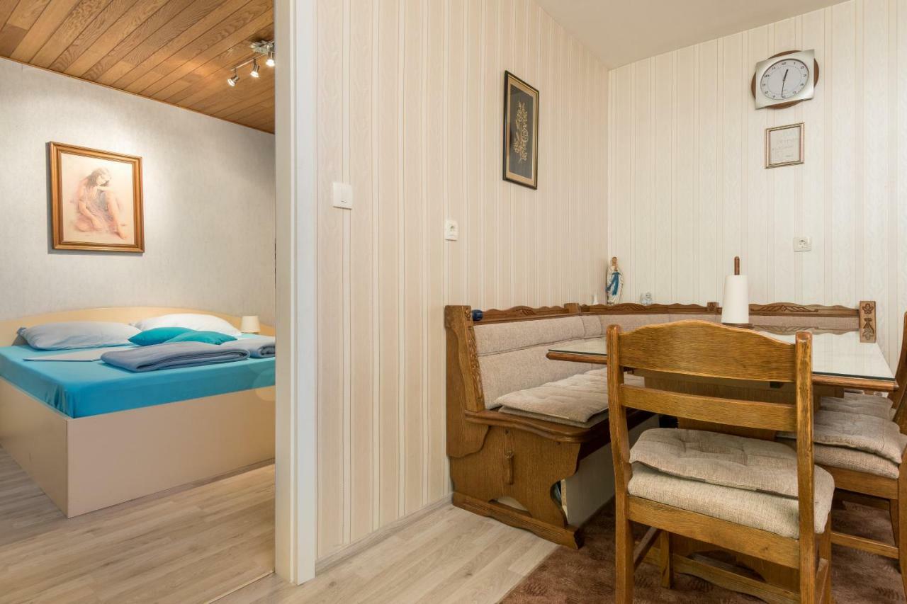 Apartments Ivan Kastela Luaran gambar